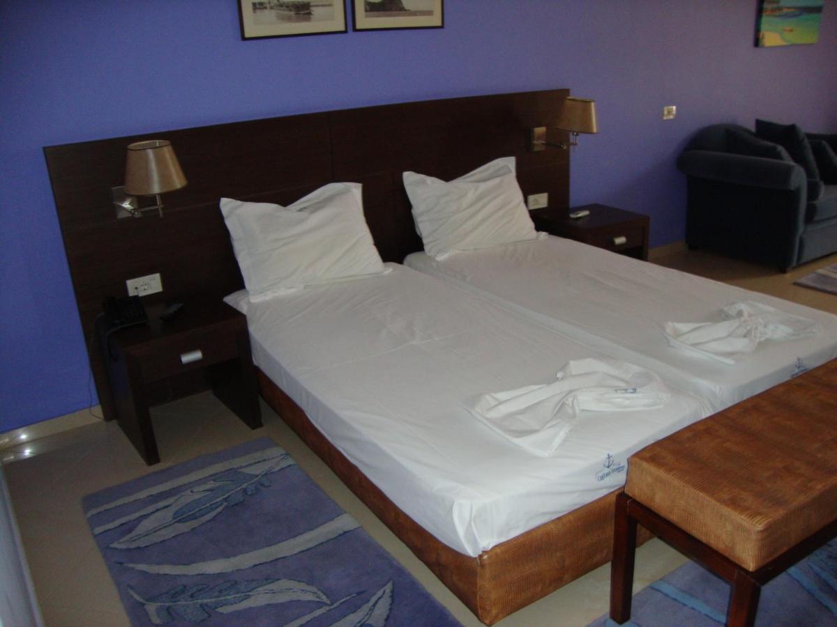 Captain Stavros Hotel นีดรี ภายนอก รูปภาพ