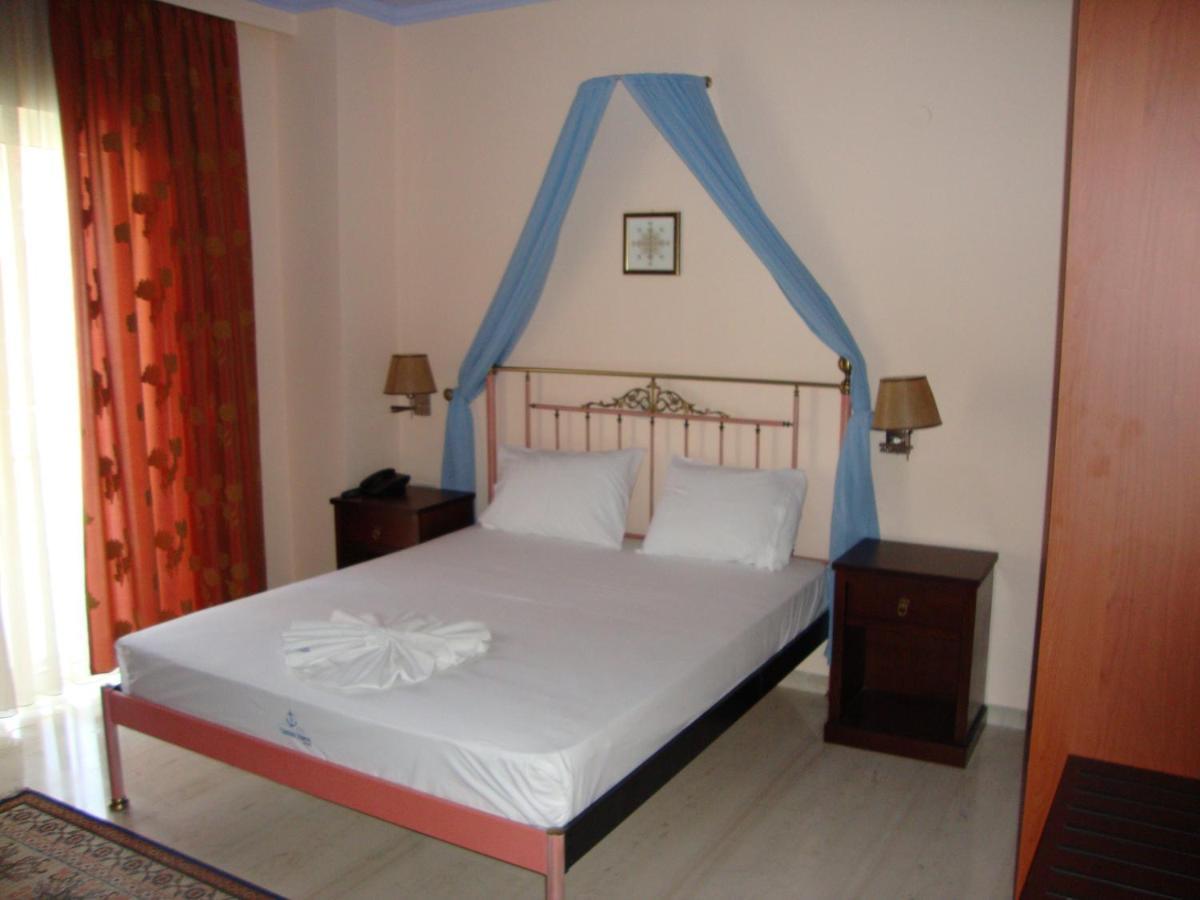 Captain Stavros Hotel นีดรี ภายนอก รูปภาพ