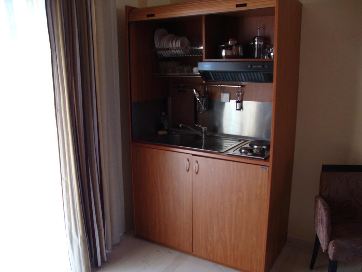 Captain Stavros Hotel นีดรี ภายนอก รูปภาพ